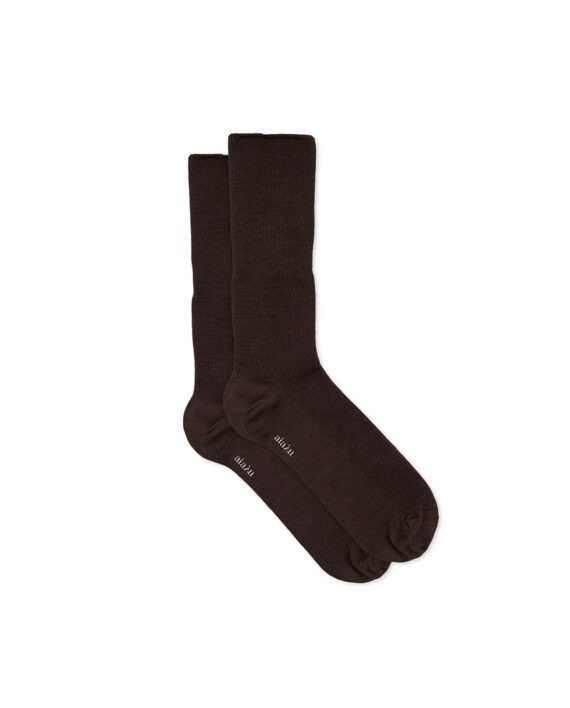 Aiayu_Wool_Rib_Socks_Brown_LittleColumbine