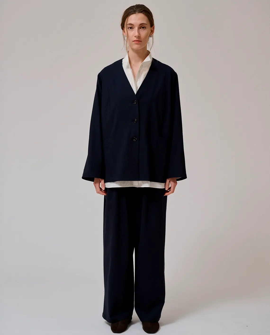 Anne-mi_Hazy_Ls_Blazer_Dark_Navy_Model_LittleColumbine Anne-mi_Hazy_Ls_Blazer_Dark_Navy_Model_LittleColumbine