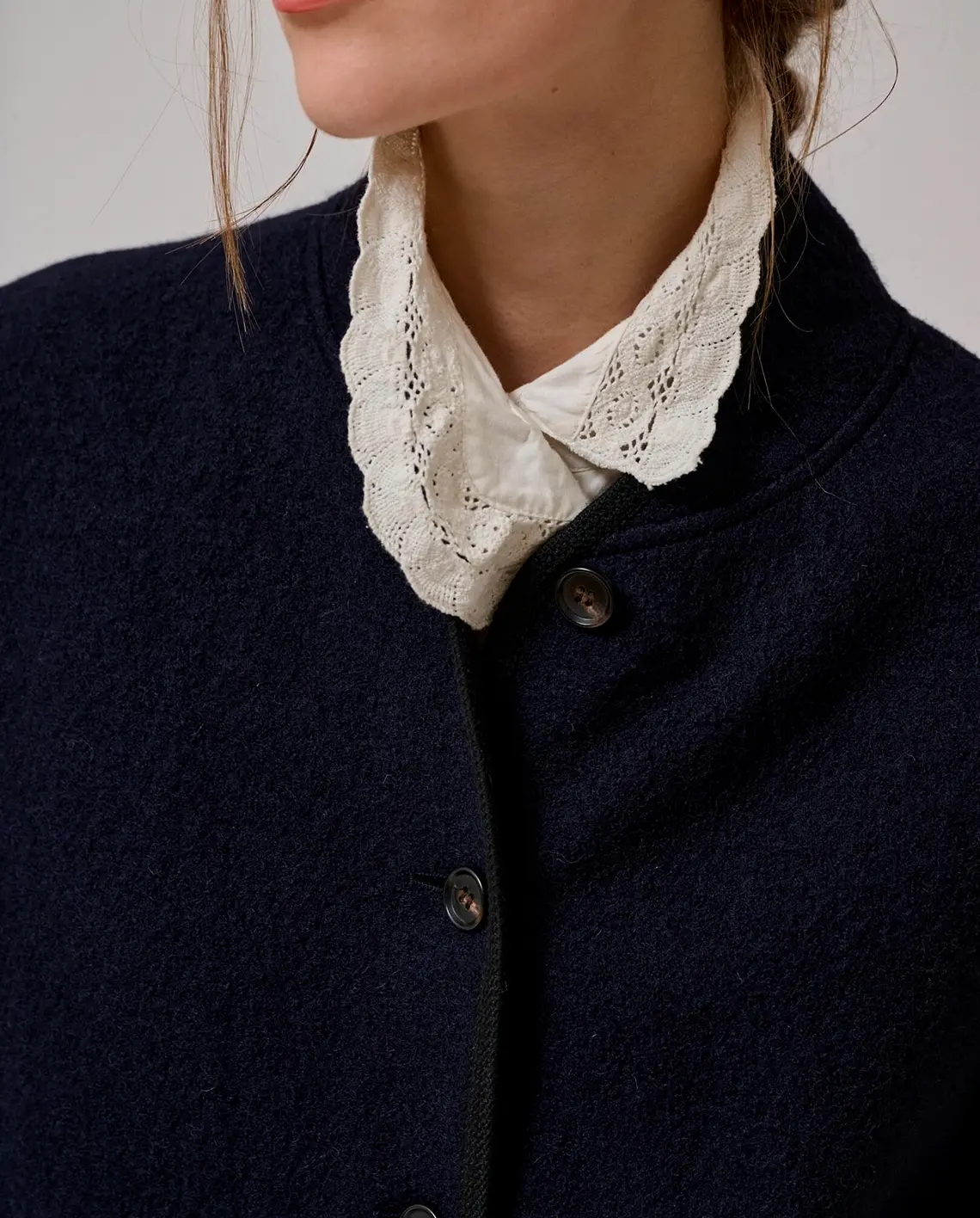 Anne-mi_Hill_Ls_Wool_Jacket_Dark_Navy_Model_Details_LittleColumbine