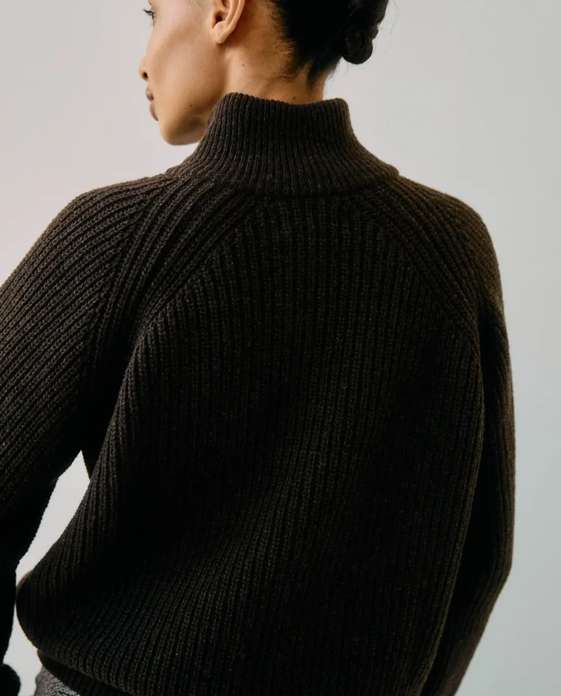 ProemParades_Bruno_Zip_Cardigan_Model_Back_LittleColumbine ProemParades_Bruno_Zip_Cardigan_Model_Back_LittleColumbine