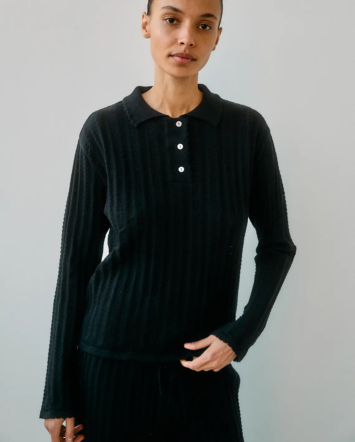 ProemParades_Georg_Black_Ls_Polo_Model_LittleColumbine_LittleColumbine ProemParades_Georg_Black_Ls_Polo_Model_LittleColumbine_LittleColumbine