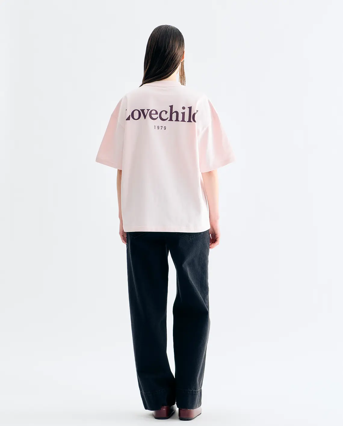Lovechild_Aria_T-shirt_Blush_Model_Back_LittleColumbine