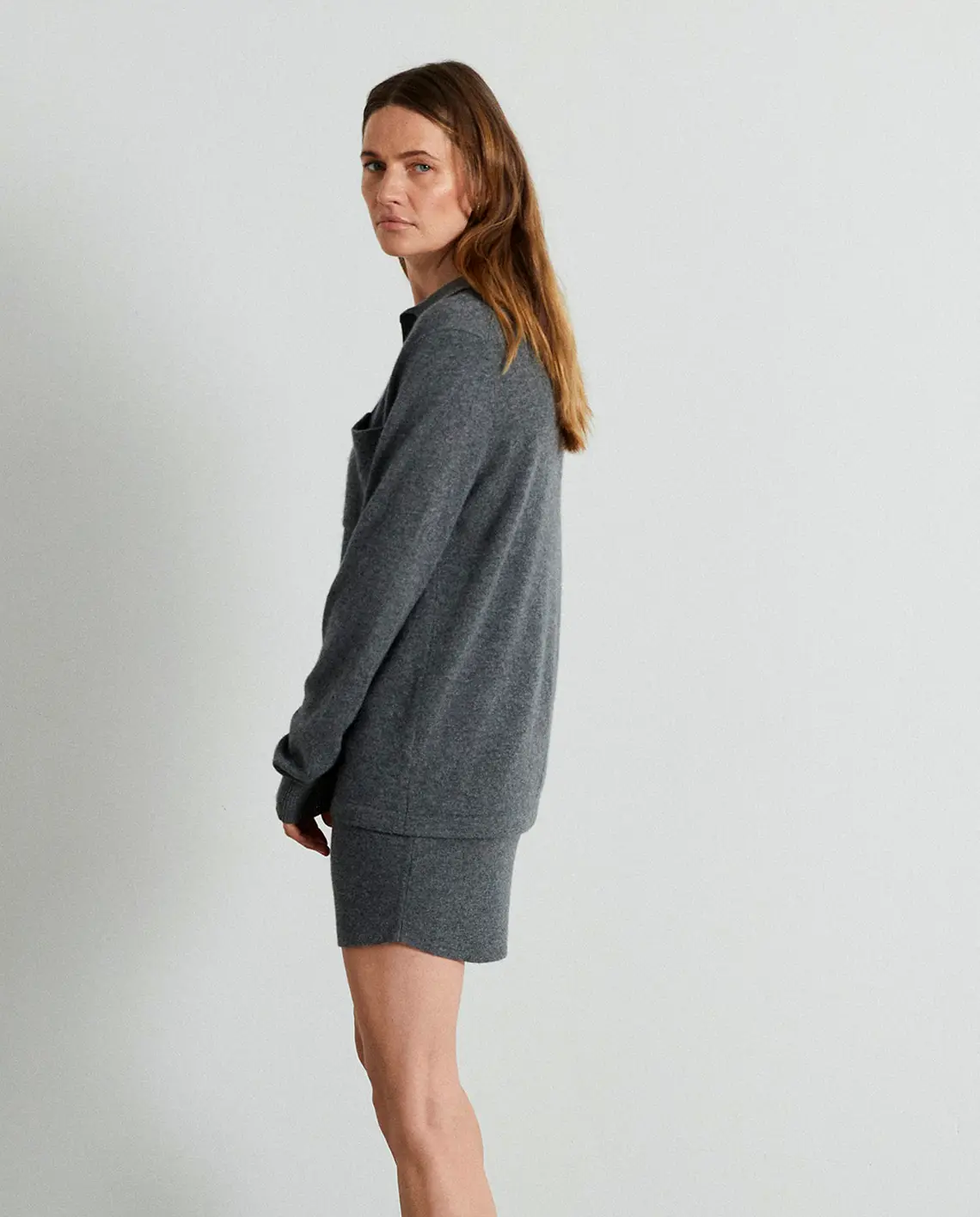 PeoplesRepublicOfCashmere_OriginalButtonDownPolo_DarkGrey_Model_LittleColumbine